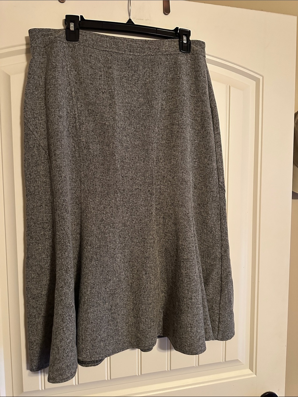 Dress Barn Gray A-Line Knit Skirt